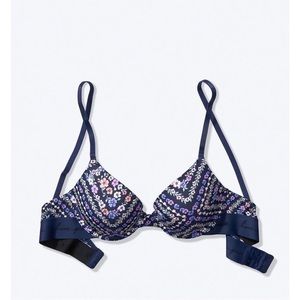 PINK Wear Everywhere Push Up Bra